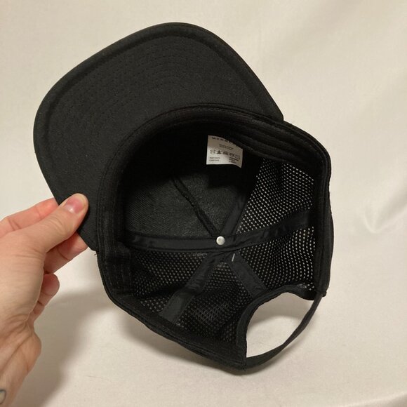 Merrell x Unlikely Hikers Foam Trucker Hat Unisex Stretchy One Size NWT - Picture 5 of 8